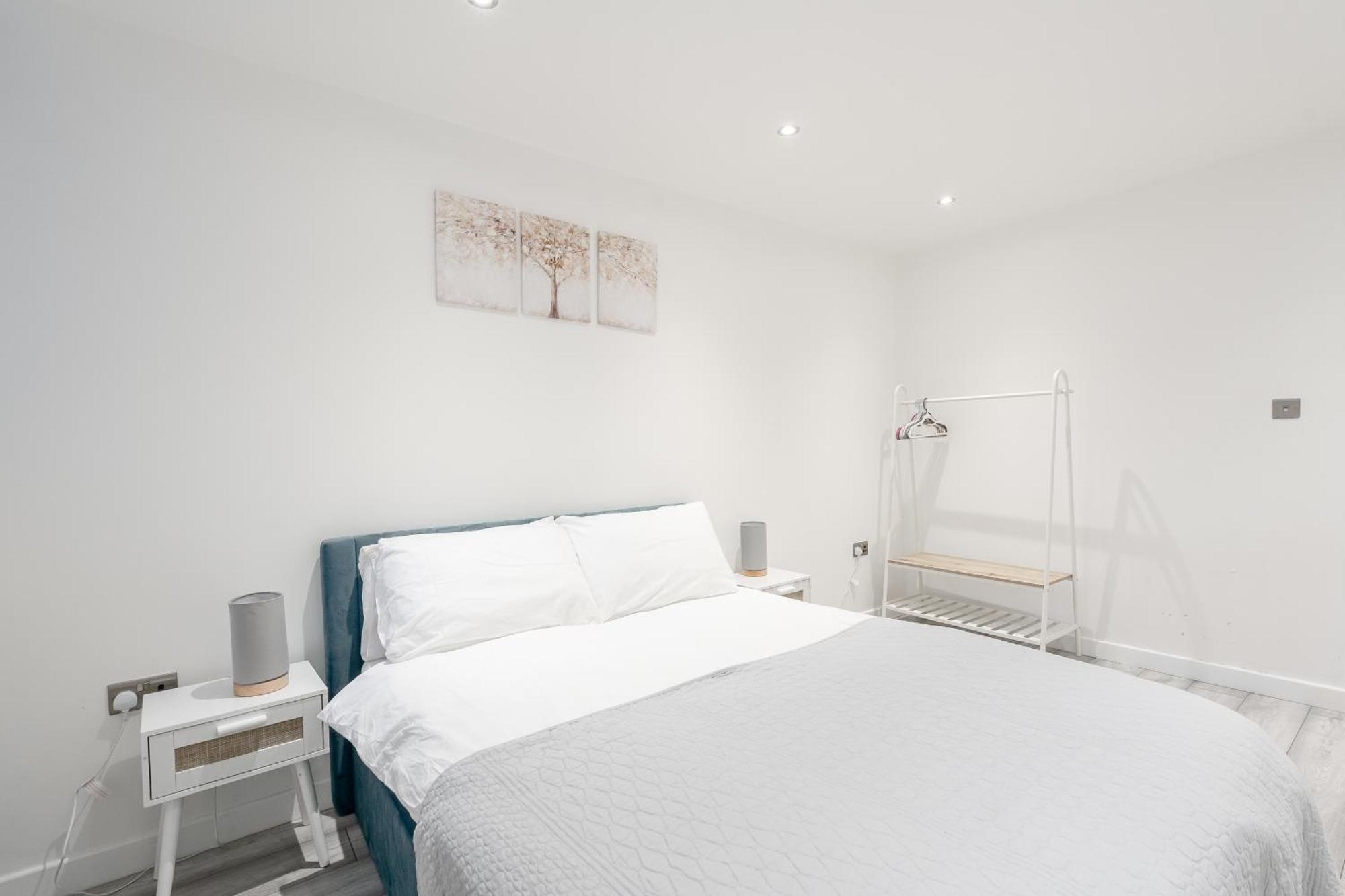 Beautiful Flat Near Central London - Entire Flat - Equipped Kitchen - Private Bathroom 외부 사진