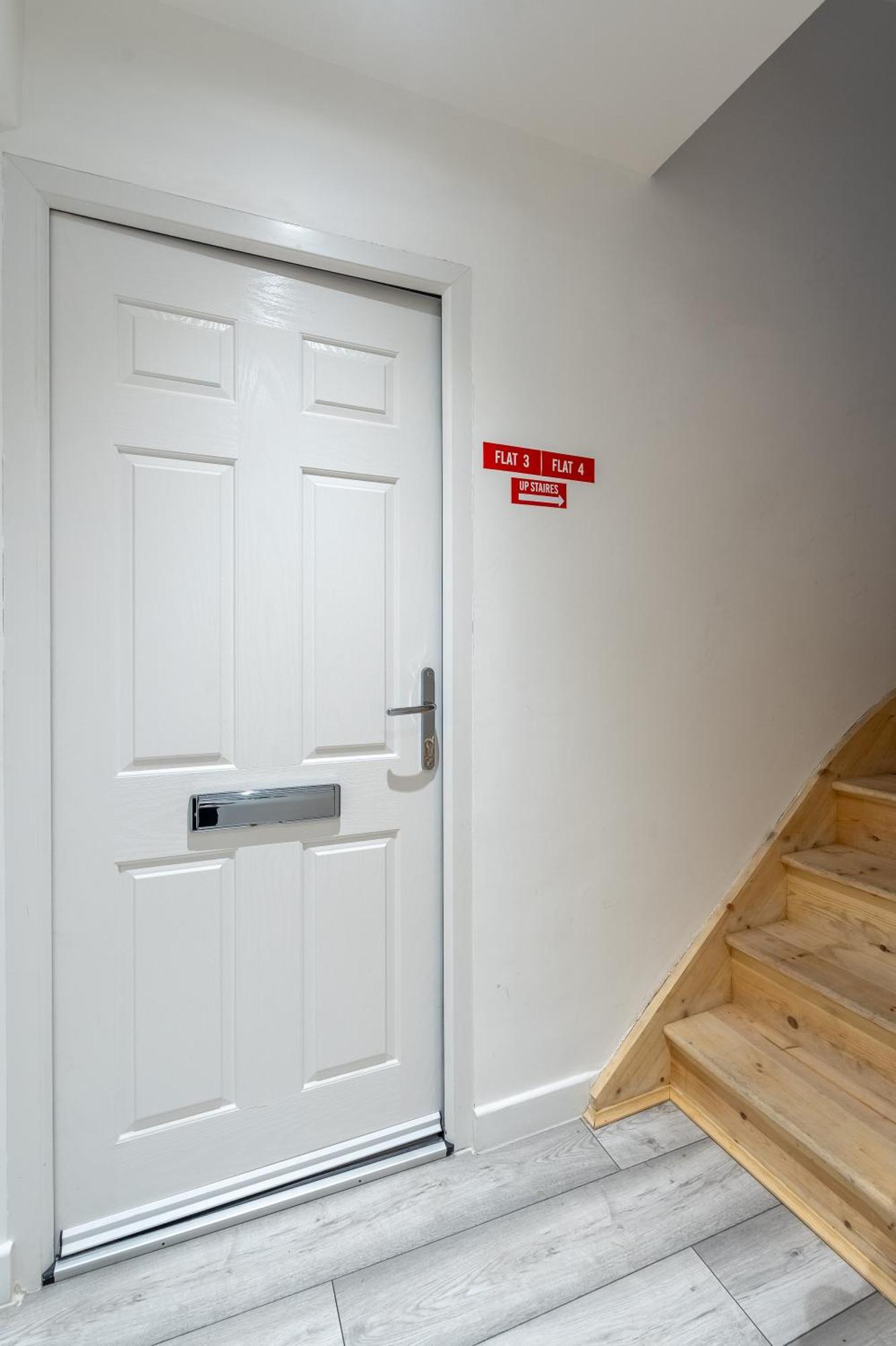 Beautiful Flat Near Central London - Entire Flat - Equipped Kitchen - Private Bathroom 외부 사진