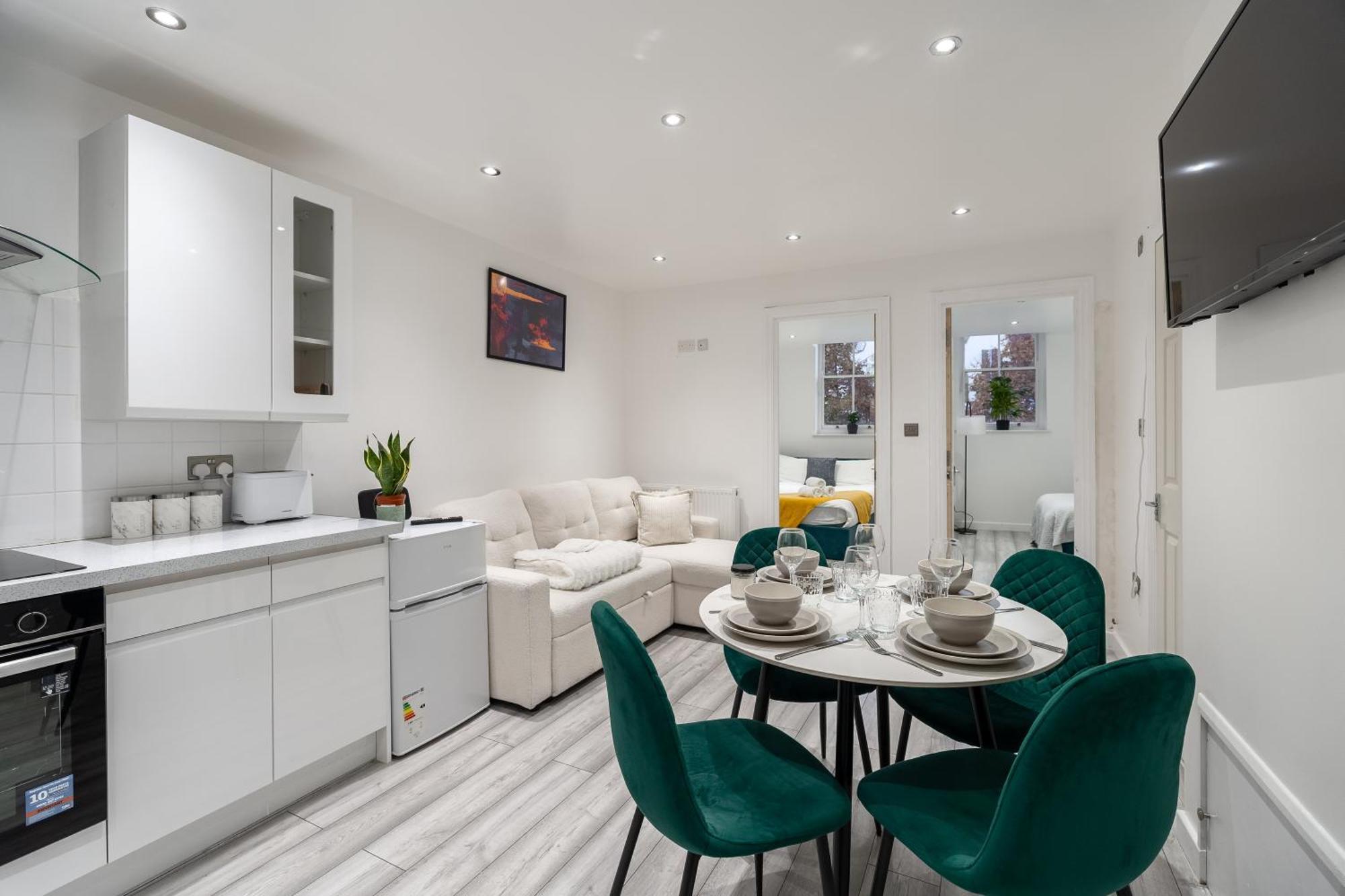 Beautiful Flat Near Central London - Entire Flat - Equipped Kitchen - Private Bathroom 외부 사진