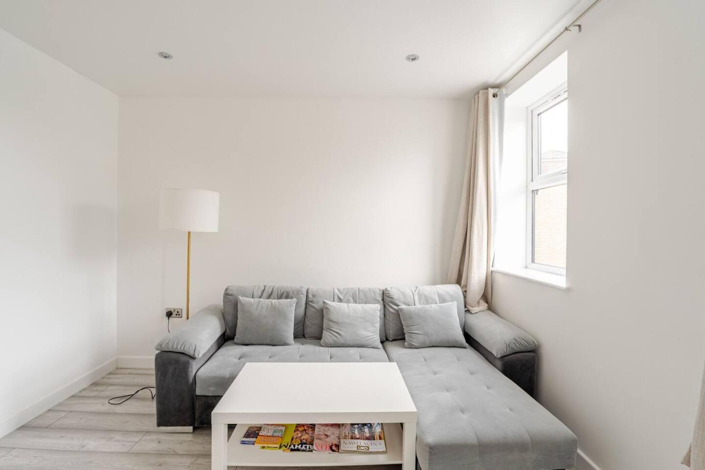 Beautiful Flat Near Central London - Entire Flat - Equipped Kitchen - Private Bathroom 외부 사진